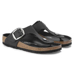Sandalias Birkenstock Gizeh Big Buckle Oiled Leather Black, par completo en tres cuartos