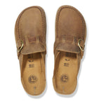 Zuecos Birkenstock Buckley Oiled Leather Cognac, vista cenital del par