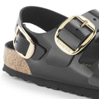 Sandalias Birkenstock Milano Big Buckle Natural Leather Black, detalle del material