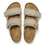 Sandalia Birkenstock Uji Gamuza Taupe, vista cenital