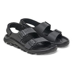 Sandalias Birkenstock Mogami Terra Apex Black, par completo en tres cuartos