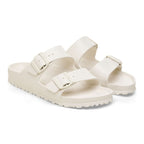 Sandalias Birkenstock Arizona EVA Eggshell, par completo en tres cuartos