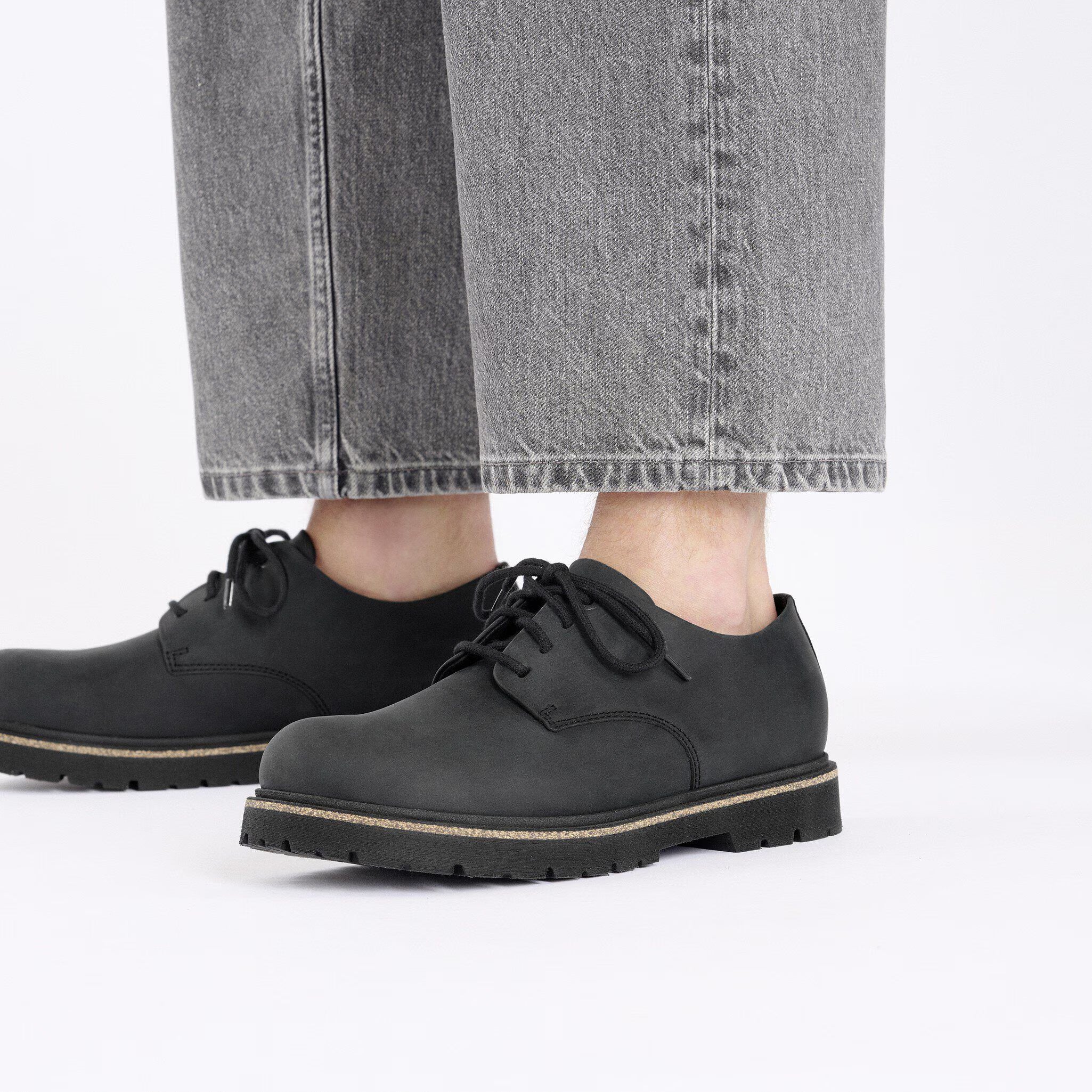 Highwood Lace Low Oiled leather Black