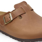 Zuecos Birkenstock Boston Oiled Leather Cognac, detalle de la hebilla