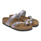 Sandalias Birkenstock Mayari Birko-Flor Saffiano Iridescent Viola, par completo en tres cuartos