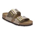 Sandalias Birkenstock Sydney Luxe Buckle Graceful Taupe, vista principal, zapato individual en tres cuartos