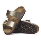 Sandalias Birkenstock Sydney Luxe Buckle Graceful Taupe, detalle de la suela, par
