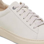 Zapatillas Birkenstock Bend Low Suede Antique White, detalle del material