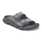 Sandalias Birkenstock Mogami Terra Stealth Birko-Flor Whale Gray, par completo en tres cuartos (1)