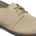 Zapatos Birkenstock Uppsala Low Suede Faded Khaki, detalle del material y costuras