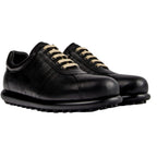 Zapatillas Camper Pelotas Ariel Negro, vista frontal en tres cuartos