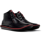 Botas y Botines Camper Beetle Negro, vista frontal en tres cuartos