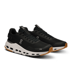 Zapatillas On Running Cloudnova Form 2 M Black | Ivory, par completo en tres cuartos