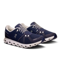 Zapatillas On Running Cloud 6 M Midnight | White, par completo en tres cuartos