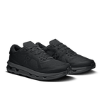 Zapatillas On Running Cloudzone Black | Eclipse M, par completo en tres cuartos (1)