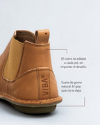 Botas y Botines VIBAe Hanko Fawn Tan, detalle del talón con texto informativo