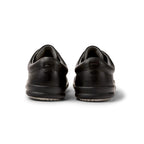 Zapatos Camper Chasis Negro, vista trasera en tres cuartos