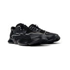 Zapatillas Camper Karst Negro, vista frontal en tres cuartos