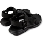 Sandalias Camper Karst Sandal Negro, vista trasera en tres cuartos