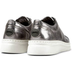 Zapatillas Camper Runner Up Plateado, vista trasera en tres cuartos