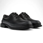 Zapatos Camper Pix Negro, vista frontal en tres cuartos