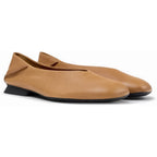 Ballerinas Camper Casi Myra Nude, vista frontal en tres cuartos