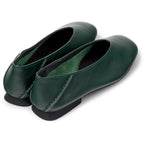 Ballerinas Camper Casi Myra Verde, vista trasera en tres cuartos
