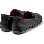 Ballerinas Camper Right Negro, vista trasera en tres cuartos