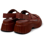 Sandalias Camper BCN Rojo, vista trasera en tres cuartos