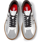 Zapatillas Camper Pelotas Soller Plata, vista cenital del par