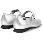 Ballerinas Camper Casi Myra Plateado, vista trasera en tres cuartos