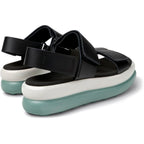 Sandalias Camper Pelotas Flota Up Negro, vista trasera en tres cuartos