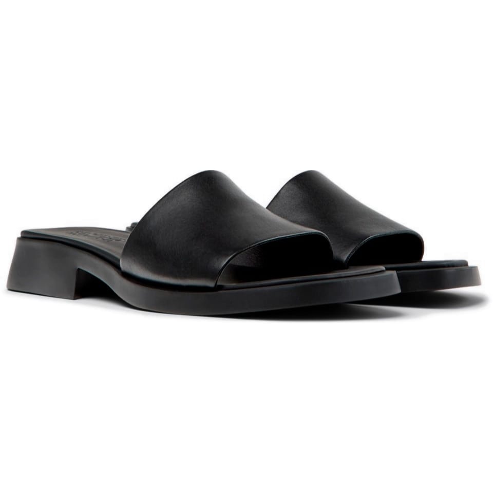 Sandalias Camper Dana Sandals Negro, vista frontal en tres cuartos