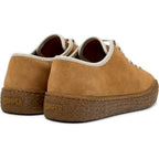 Zapatos Camper Peu Terreno Marrón, vista trasera en tres cuartos