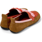 Ballerinas Camper Twins Rojo/Marrón/Rosa, vista trasera en tres cuartos
