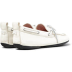 Ballerinas Camper Right Nina Blanco, vista trasera en tres cuartos