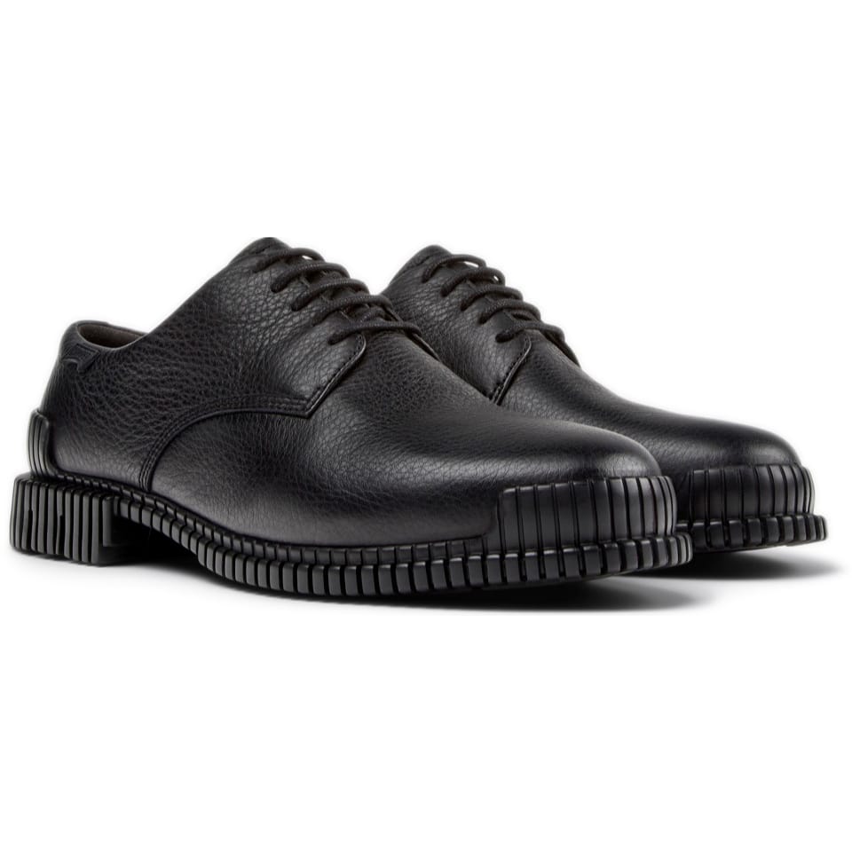Zapatos Camper Pix Negro, vista frontal en tres cuartos