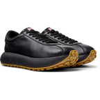 Zapatillas Camper Pelotas Athens Negro, vista frontal en tres cuartos