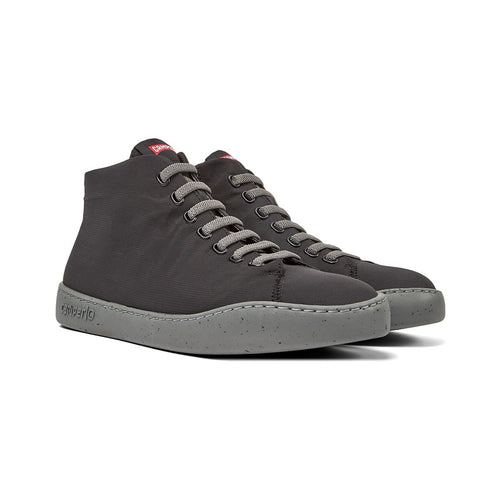 Zapatos Camper Peu Touring Negro, vista frontal en tres cuartos