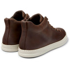 Zapatillas Camper Runner Four Marrón, vista trasera en tres cuartos