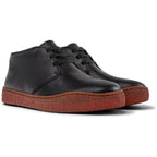 Botas y Botines Camper Peu Terreno Negro, vista frontal en tres cuartos