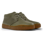 Botas y Botines Camper Peu Terreno Verde, vista frontal en tres cuartos