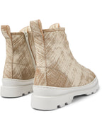 Botas y Botines Camper Brutus Multicolor, vista trasera en tres cuartos