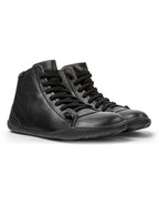 Botas y Botines Camper Peu Cami Negro, vista frontal en tres cuartos