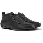 Botas y Botines Camper Right Nina Negro, vista frontal en tres cuartos