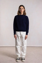 Sweater Harley of Scotland Sweater Harley Hombre Navy, modelo masculino, cuerpo entero de frente