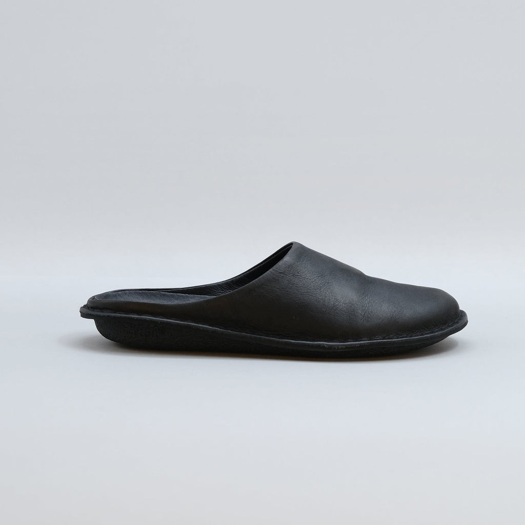Zuecos VIBAe Roma Preto Black, perfil lateral