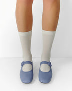 Zapatos Camper Casi Myra Celeste, calzado por modelo femenino, cuerpo entero