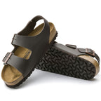 Sandalias Birkenstock Milano Dark Brown, par mostrando la suela