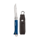 Cuchillo Opinel N°8 Trekking azul con funda - vista 5, cuchillo abierto junto a la funda de cuero